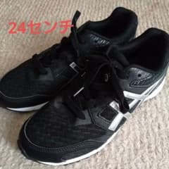 ASICS　スニーカー　24cm　アシックス　使用回数少ないのサムネイル