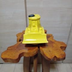 コマツ ブルドーザー型焼酎容器 - メルカリ