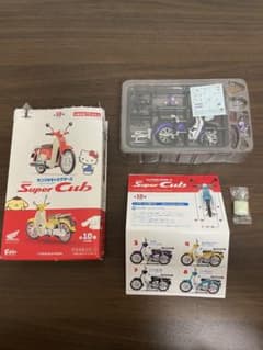 エフトイズ サンリオキャラクターズ スーパーカブ50 クロミのサムネイル