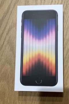 Apple iPhone SE 第3世代 64GB ミッドナイトのサムネイル