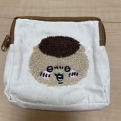 ★ちいかわ★くりまんじゅう刺繍ポーチのサムネイル