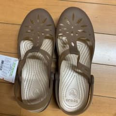 クロックスサンダルのサムネイル