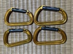 PETZL  カラビナ　4個のサムネイル