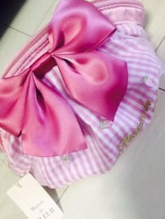 MaisondeFLEUR.新品.いちご刺繍リボンポーチ.ギンガム.ロゴ入りのサムネイル