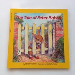 The Tale of Peter Rabbit 洋書 絵本のサムネイル