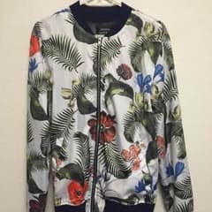 Bershka ナイロン ブルゾンのサムネイル
