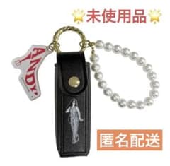 未使用】プラダを着た悪魔2 ANDY リップケース キーホルダー - メルカリ