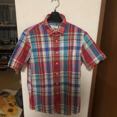 ユニクロの半袖のフランネルシャツのサムネイル