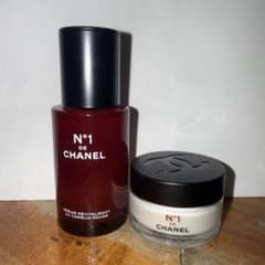 CHANEL N°1 ドゥ シャネル クリーム 美容液 セットのサムネイル