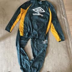 umbro セットアップ サッカー 長袖 軽量のサムネイル