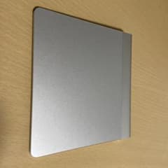apple magic trackpadのサムネイル