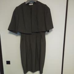 ダークグレー タイトドレス & ショートジャケット