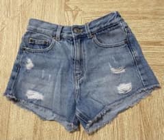 ZARA ガールズ　デニムショートパンツ　7サイズ　122cmのサムネイル