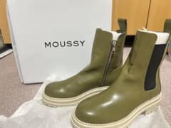 【再値下げ】moussy チャンキーソールドサイドゴアブーツのサムネイル