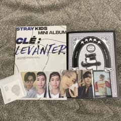 スキズ LEVANTER フィリックス アルバム トレカ セット straykids スキズ アルバム トレカ ハン 特 clé levanter - メルカリ