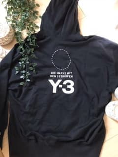 《ルミエール様専用》【Y-3】STACKED LOGO HOODEDのサムネイル