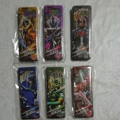 仮面ライダーセイバー 缶バッチのサムネイル