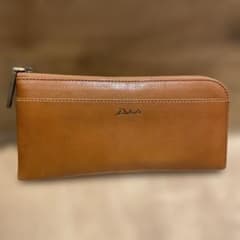 Dakota 長財布 L字ファスナー　美品のサムネイル
