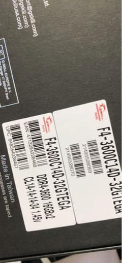 G.Skill F4-3600C14D-32GTEGADDR4 16GBメモリーのサムネイル