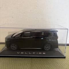 TOYOTA VELLFIRE ミニカー ブラック ディスプレイケース付のサムネイル