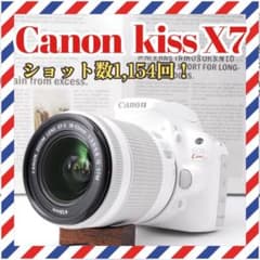 ❤️Canon Kiss X7❤️女性人気❤️ホワイト 軽量 スマホ転送 レンズセット Canon kiss X7❤️人気のホワイト❤️ショット数少✨デジタル一眼レフ