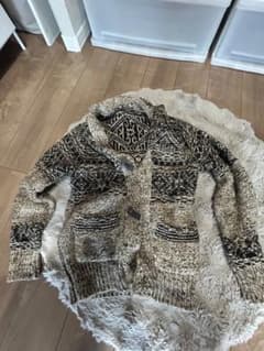 ZARA MAN ニットカーディガン ローゲージ　ベージュ・ブラックのサムネイル
