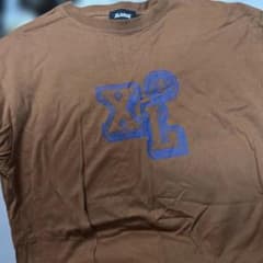 XLARGE カレッジロゴ Tシャツ ブラウンのサムネイル