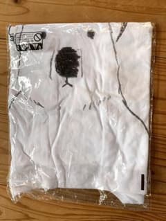 菊池亜希子　リンネルコラボTシャツ　白くまのサムネイル