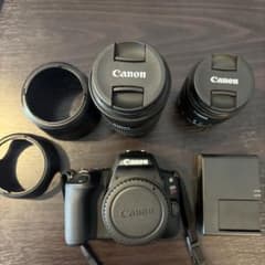 キャノンCanon EOS Kiss X9 ダブルレンズのサムネイル