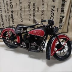 ハーレー　VL1200　フラットヘッド　1932 (ブリキ 鉄製オブジェ） ハーレー VL1200 フラットヘッド 1932 (ブリキ 鉄製オブジェ） - メルカリ