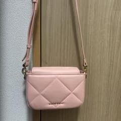 CHARLES & KEITH ショルダーバッグ ピンクのサムネイル