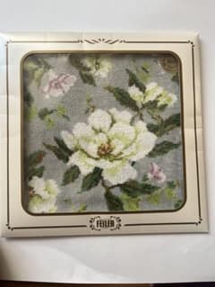 FEILER フェイラー タオルハンカチ 花柄 新品のサムネイル