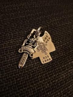 シルバー925刻印　トリンケッツダガーペンダント クロムハーツ好き 楽天市場】【CHROME HEARTS クロムハーツ】3 Trinkets Pendant