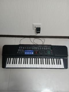 ▲良品 カシオ/CASIO　電子ピアノ キーボード CT-655 CASIO 61-key keyboard CASIO CT-655 Battery-powered Includes stand