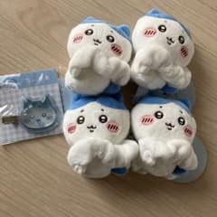 【新品未使用】ちいかわ ハチワレ ぬいぐるみシュシュ　ヘアゴム、ヘアクリップのサムネイル