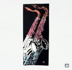 新品☆にじゆら　てぬぐい　サックスのサムネイル