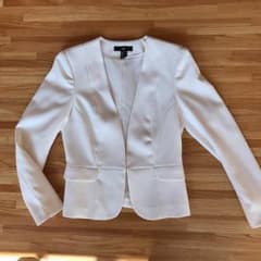H&M ノーカラー ジャケット 入園式 入学式のサムネイル