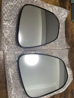 ［純正品］rav4 サイドミラーのサムネイル