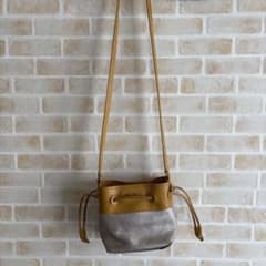 即購入OK】MIUMIU マドラスバイカラーミニショルダー - メルカリ