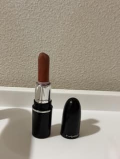MAC ミニリップ 669 Warm Teddy マットリップのサムネイル