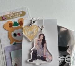 TWICE THIS IS FOR ランダムミニアクスタチャーム ジヒョ - メルカリ