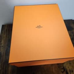 HERMES エルメス 空箱のサムネイル