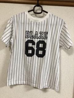 ハニーズ　トップスTシャツSサイズのサムネイル