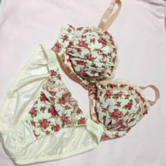 花柄 ブラショーツセット✨のサムネイル