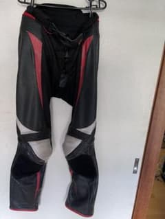 HYOD レザーパンツ　Lサイズのサムネイル