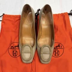 HERMES パンプス ベージュのサムネイル