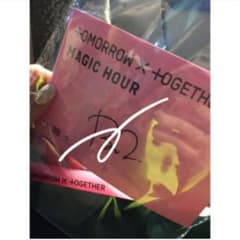TXT ボムギュ　サインのサムネイル