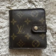 Louis Vuitton ルイヴィトン　二つ折り財布のサムネイル