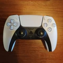 DualSense ワイヤレスコントローラー ホワイト　本体のみのサムネイル