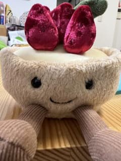 正規品 Jellycat いちごタルト オリジナル巾着付きのサムネイル